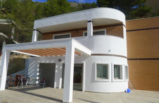 Chalet con piscina privada