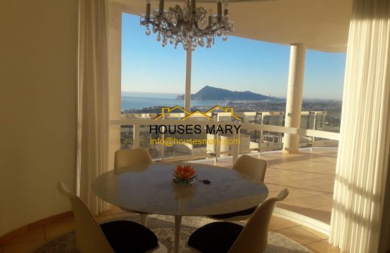 Apartamento con vistas al mar